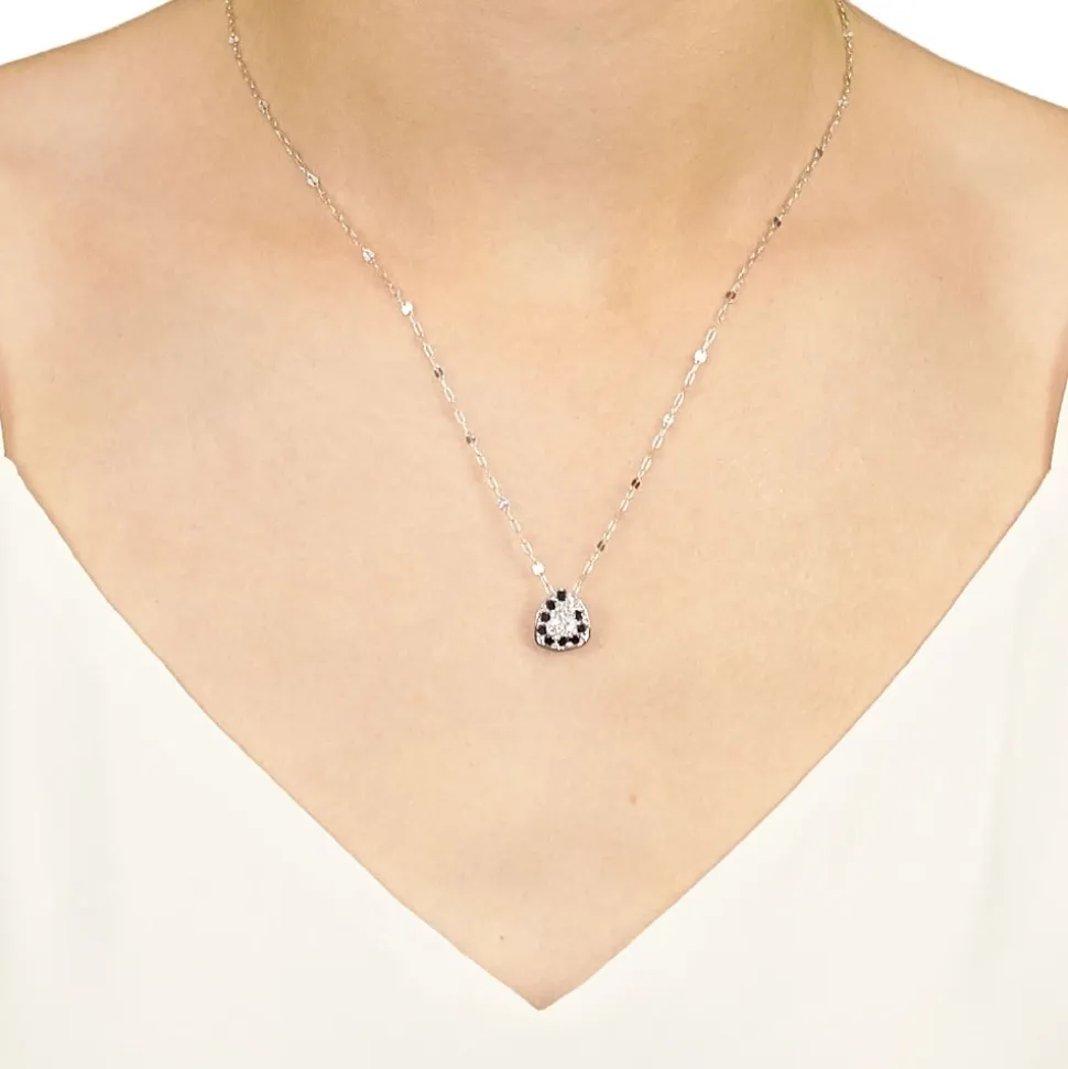 Colgante con diamantes blancos y negros - 1054