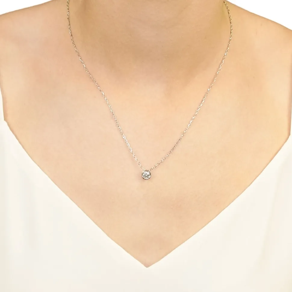Colgante redondo con diamante