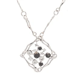Gargantilla de diseño exclusivo con diamantes blancos y negros