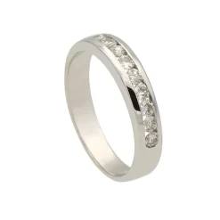 Media alianza con nueve diamantes