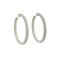 Pendientes de aros con diamantes