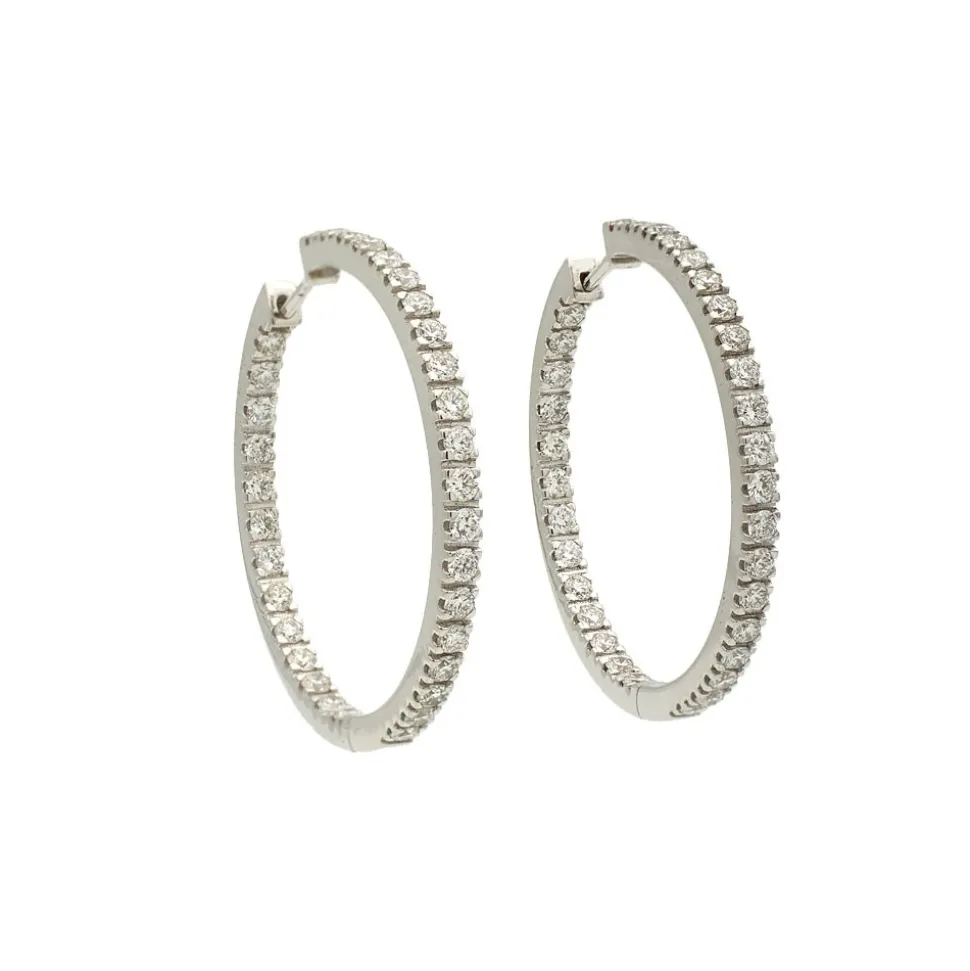 Pendientes de aros con diamantes
