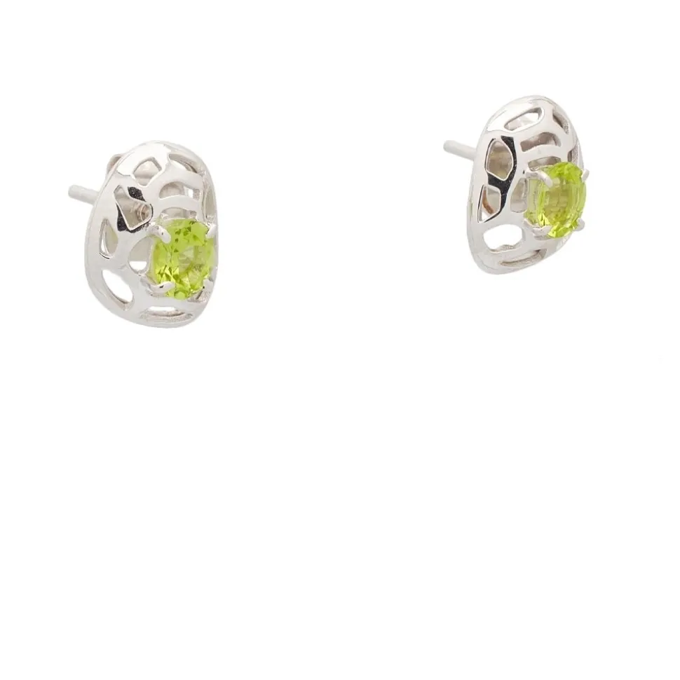Pendientes de oro blanco calados con peridotos - 1244