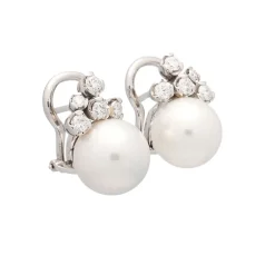 Pendientes de oro blanco con perlas cultivadas y diamantes