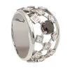 Sortija calada con diamante negro y brillantes