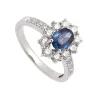 Sortija con zafiro central y diamantes
